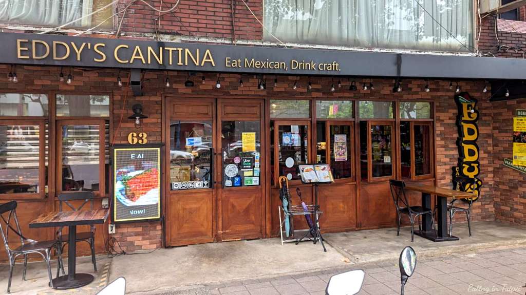 Eddys Cantina outside