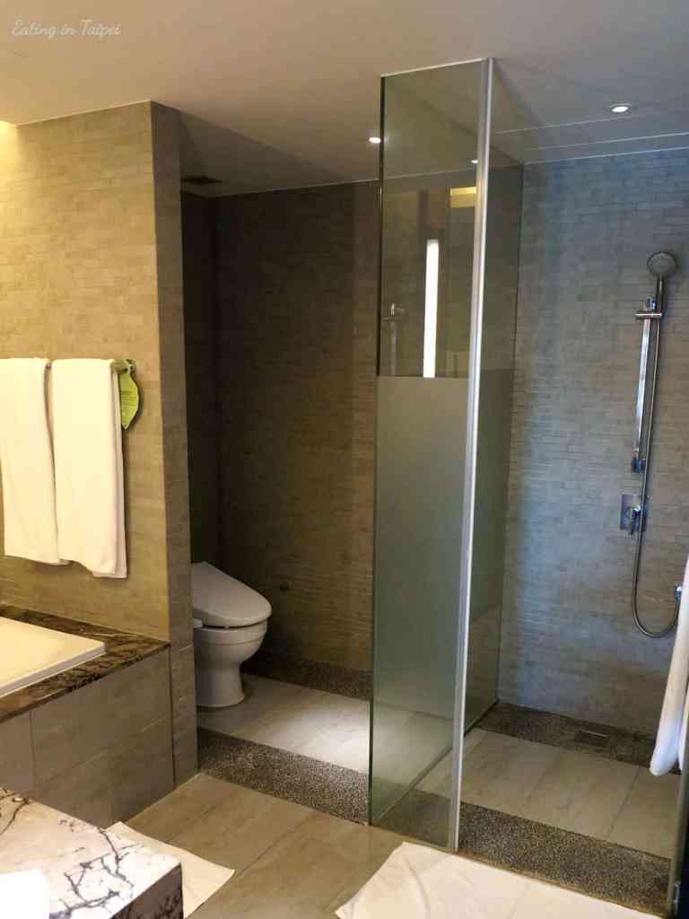 Silks Place Tainan deluxe room 2