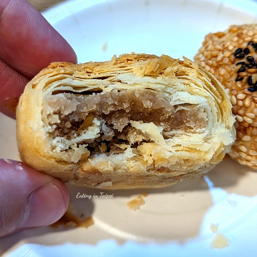 Suhang taro pastry